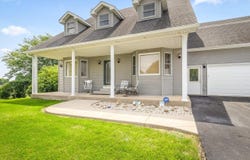 1317 RIVERBEND, BELVIDERE, IL 61008