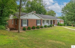 600 S Beacon, Sedalia, MO 65301