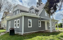 1715 S Madison Street, Muncie, IN 47302