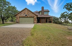 735 Gresham Lane, Jacksboro, TX 76458