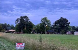 S Stewartsville Road S, Laurinburg, NC 28352