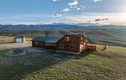 317 Rosewood Avenue, Lander, WY 82520
