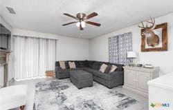 209 W Prairie Avenue, Rogers, TX 76569
