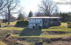2487 Air Bellows Gap, Sparta, NC 28675