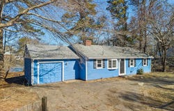 365 Phinneys Lane, Centerville, MA 02632