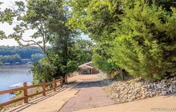 75 Stonebraker Drive, Camdenton, MO 65020