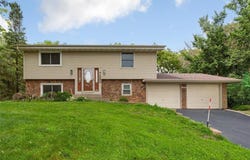 7080 Quail Circle, Eden Prairie, MN 55346