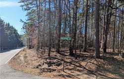 1 Pine Garden Circle, Salem, SC 29676