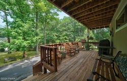 162 Yacht Club Drive, Greentown, PA 18426