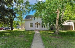 1220 Campbell Avenue NW, Willmar, MN 56201