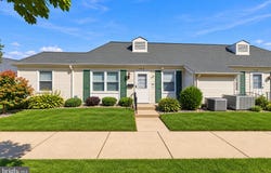 174-A PORTLAND Lane, MONROE TOWNSHIP, NJ 08831