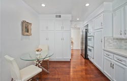 14521 Benefit, Sherman Oaks, CA 91403