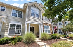 514 Bent Leaf Court, Fort Mill, SC 29708