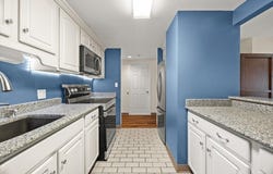 96 Old Colony Ave, Taunton, MA 02718