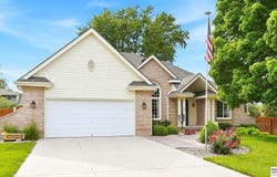300 S Fillmore Street, Papillion, NE 68046