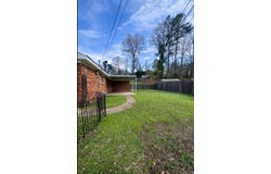 860  White Circle, Grenada, MS 38901
