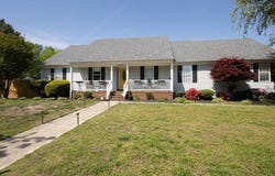 5401 Larkspur Road, Portsmouth, VA 23703