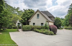 105 Willow Wood Drive, Alexander City, AL 35010