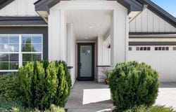 4295 W Lost Rapids Dr, Meridian, ID 83646