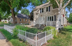 612 W Burnett St, Beaver Dam, WI 53916