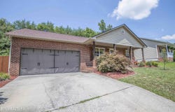 8811 Spindlewood Lane, Knoxville, TN 37924