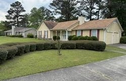 112 Stapleton Drive, Eufaula, AL 36027