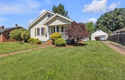 307 S Key Street, Pilot Mountain, NC 27041