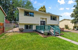 415 N Silver Lake Ave, Medical Lake, WA 99022