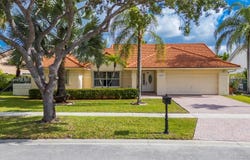 16235 NW 1st St, Pembroke Pines, FL 33028