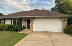 1986 W Sexton Drive, Springfield, MO 65810