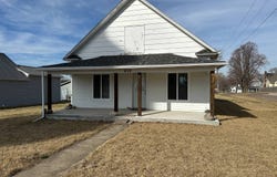 610 N Maple St, Osmond, NE 68765