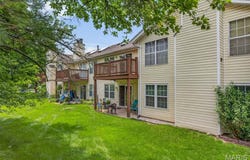 1034 Windstream Drive, St Peters, MO 63376
