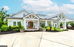 6044 Wade Orr, Flowery Branch, GA 30542