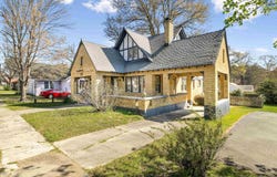 305 N East Street, Benton, AR 72019