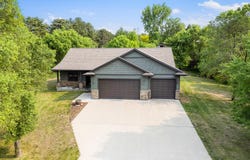 W25573 Timothy Ln, Trempealeau, WI 54661