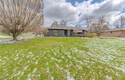 9135 Vista Drive, North Royalton, OH 44133