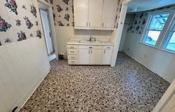 21750 Westport Avenue, Euclid, OH 44123