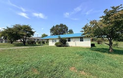 163 Sun Lane, LaFollette, TN 37766