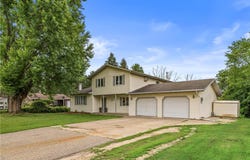 2152 Orchard Place, Eau Claire, WI 54703