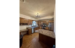 420 N Freeman Ave, Luverne, MN 56156