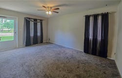 7809 E 87 Street, Raytown, MO 64138