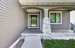 8705 Coachlight Drive, West Des Moines, IA 50266