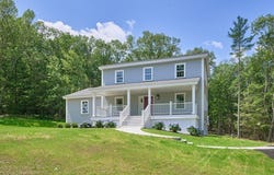128 Old Southbridge Rd, Dudley, MA 01571