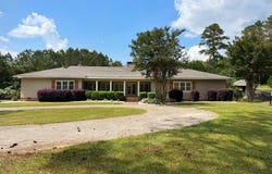 299 BRECON CIRCLE, TALLADEGA, AL 35160