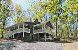 6231 Reinhardt College Parkway, Waleska, GA 30183