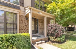 8667 Edgewater Lane, Warren, MI 48093