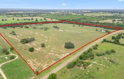 6019 Fm 3158, Dale, TX 78616