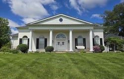 1711 Old Plank Road, Newburgh, IN 47630-8157