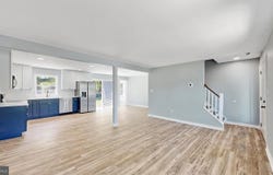 10 NEWARK CIR, DOVER, DE 19904