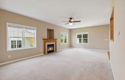 1644 Pine Ridge Dr, Onalaska, WI 54650